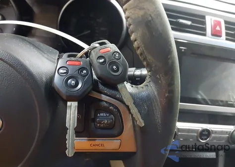 2017 Subaru Outback 2.5I Premium z USA, uszkodzony, nr VIN 4S4BSACC3H3367608